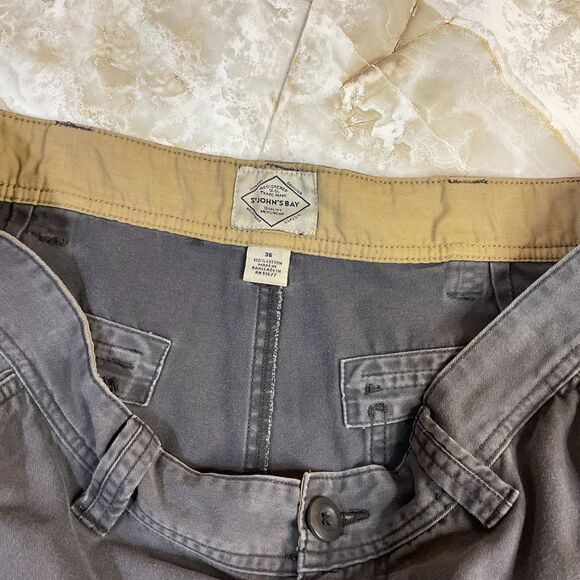 St.‎ John's Bay Men's Gray Cargo Shorts Size 36 Utility Pockets Button Back - Picture 3 of 5